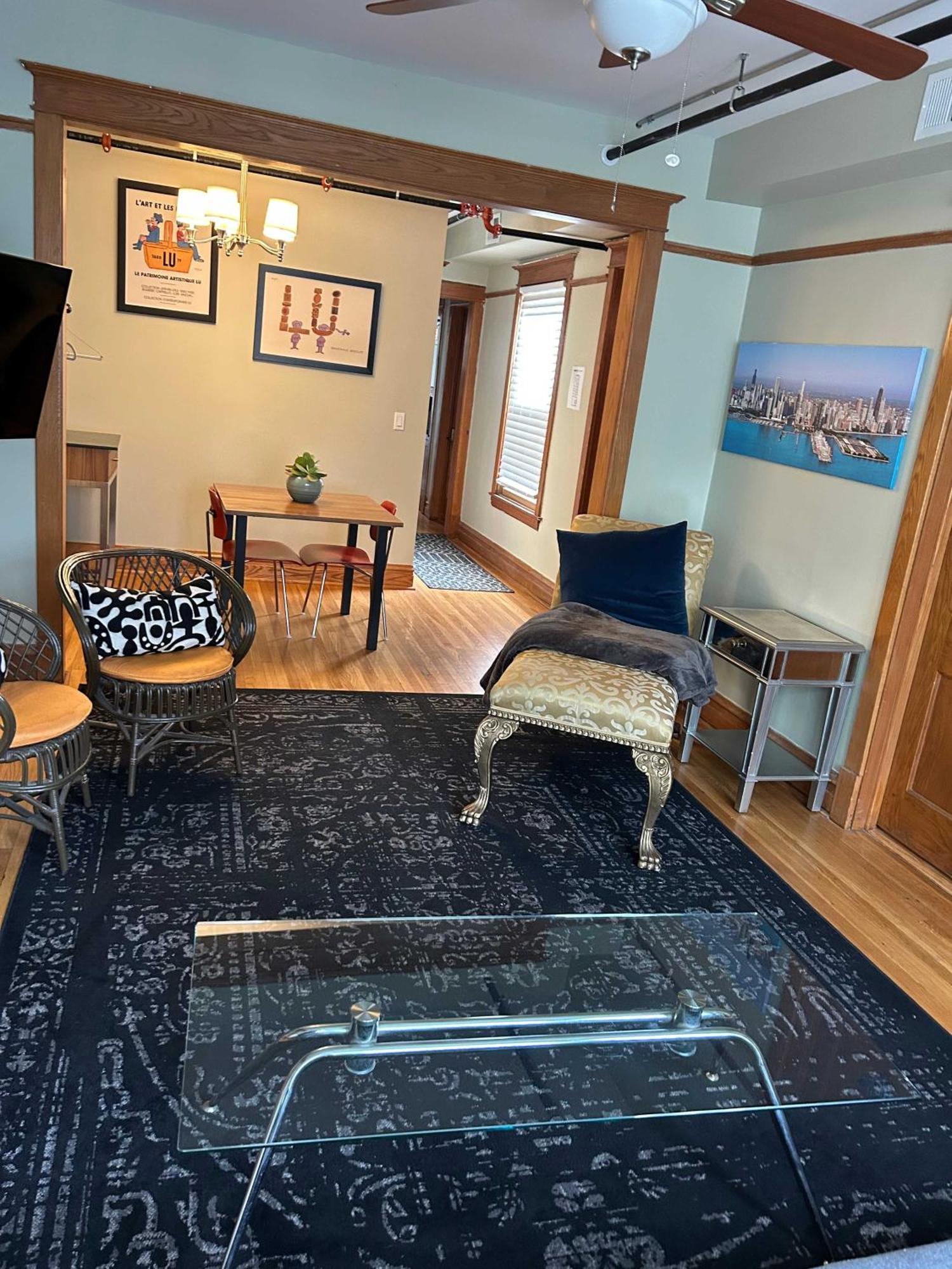 Blue Room In Dorothy'S Bnb Chicago Zewnętrze zdjęcie